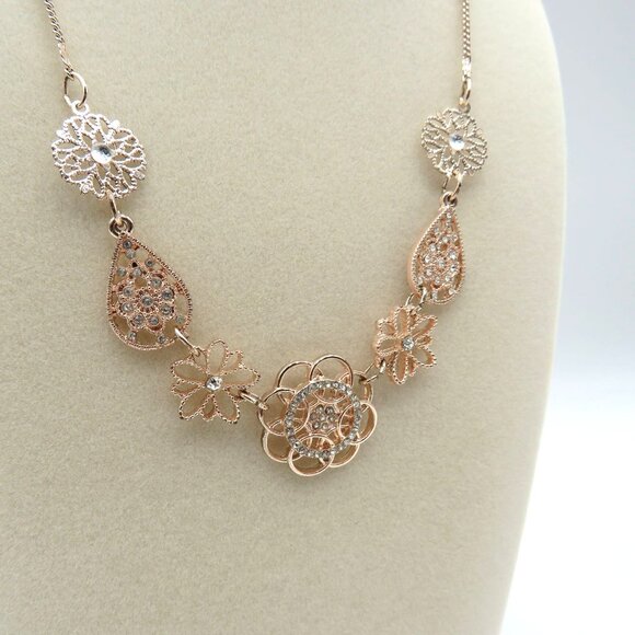 Lauren Conrad Necklace Rose Gold Tone Floral Bib Rhinestone 18" Adjustable Chain - Picture 2 of 8